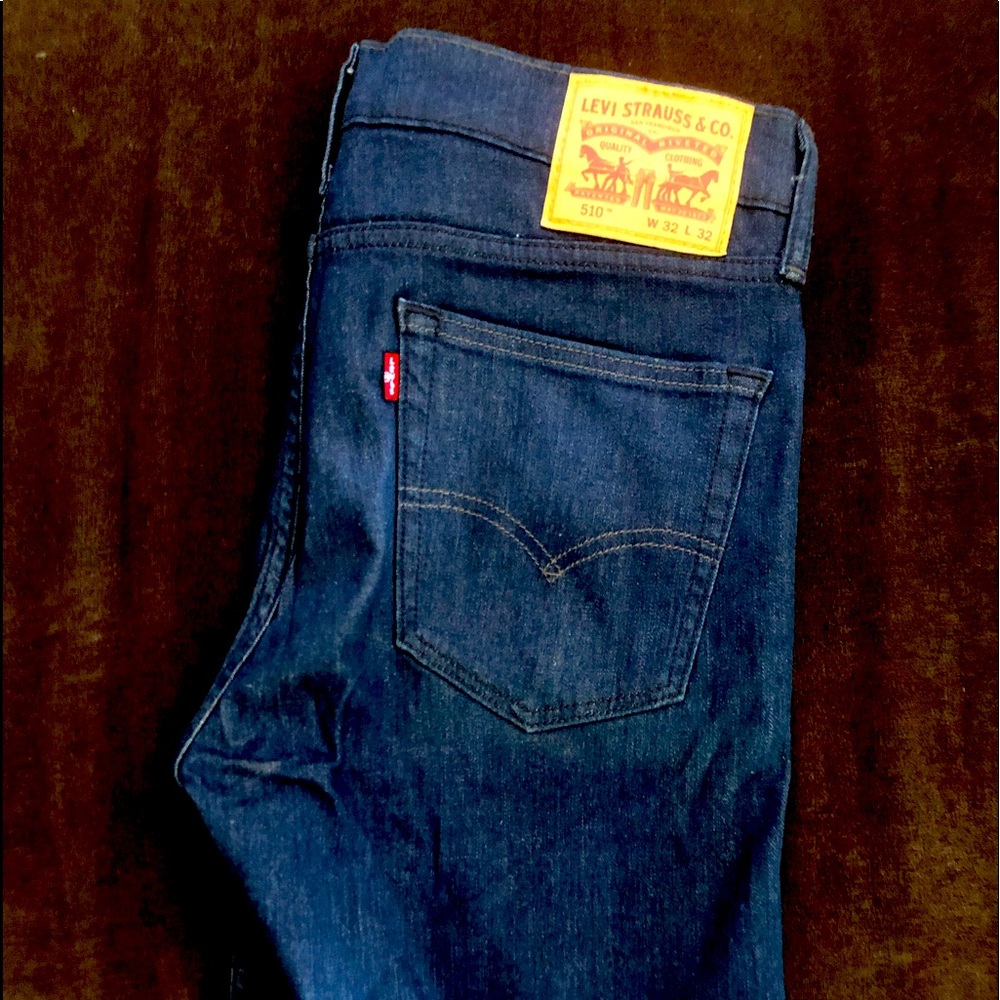 Levi’s 510 size 32x32 in blue